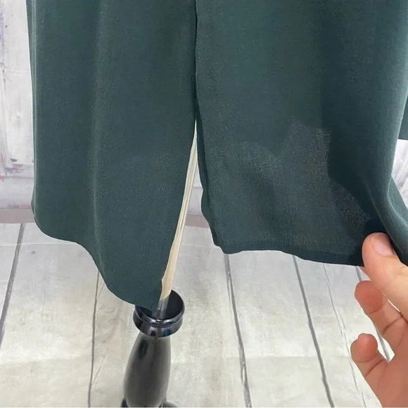 Eileen Fisher XS Ivy Green Bateau Neck Long Shell Silk Georgette Tank Top Silk